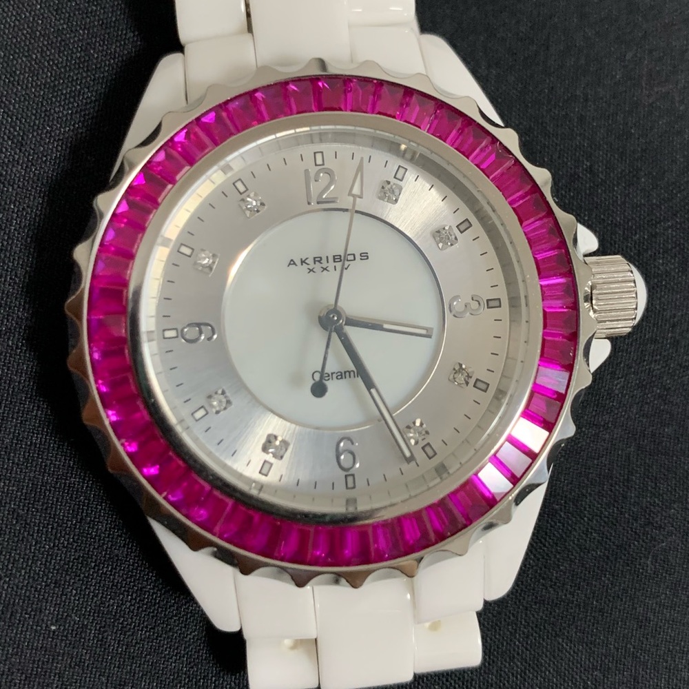 Akribos XXIV Like new ceramic watch.
